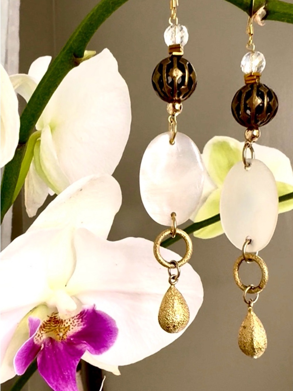 Nina Juniper Gold & White Teardrop Mother of Pearl Shell Dangle Earrings